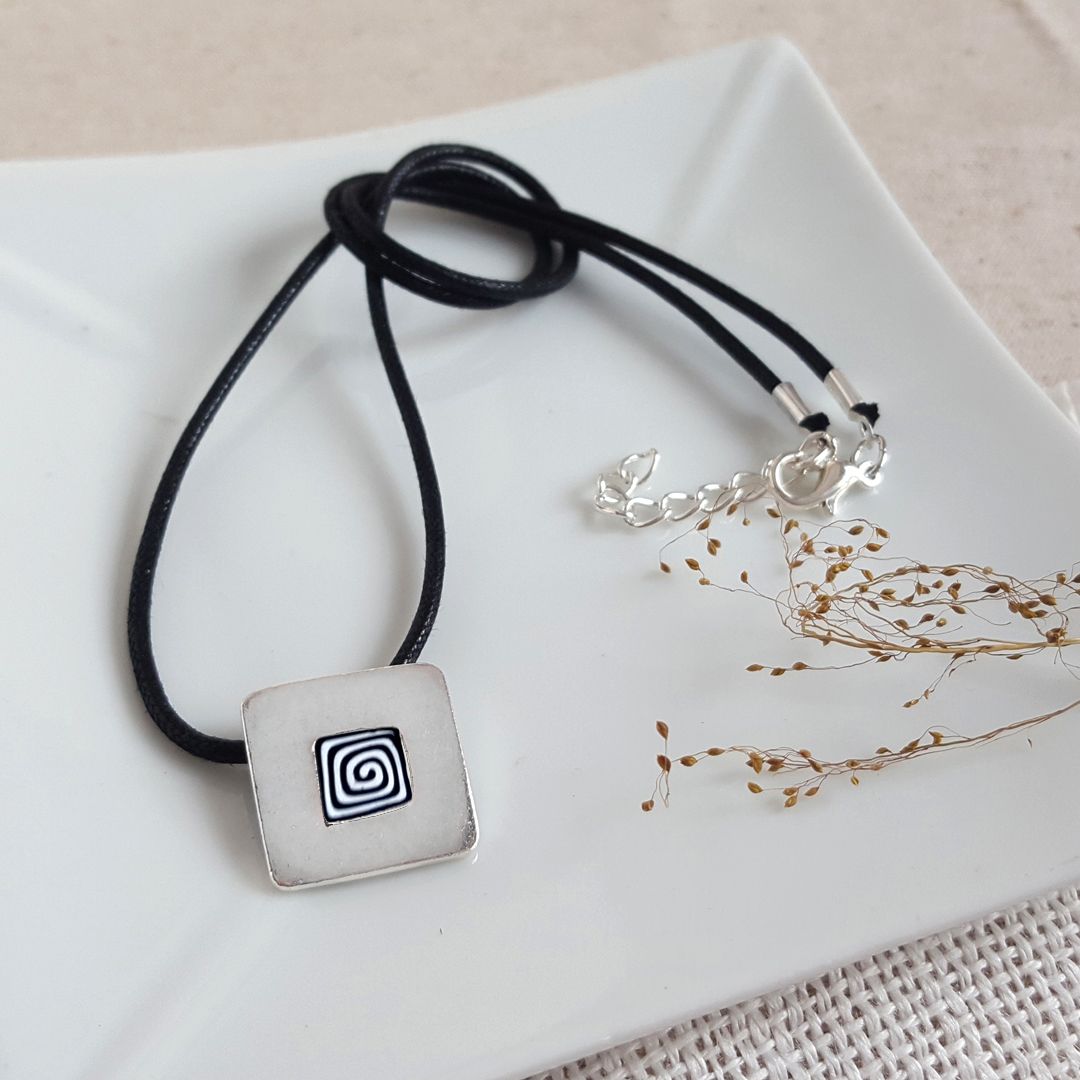 Collana ciondolo Spirale
