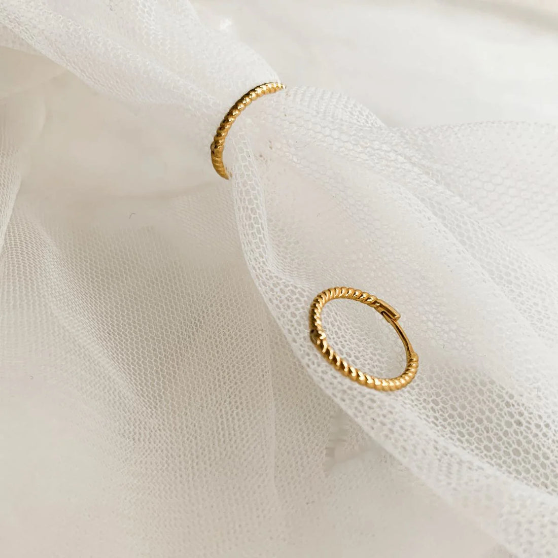 Malea Hoops